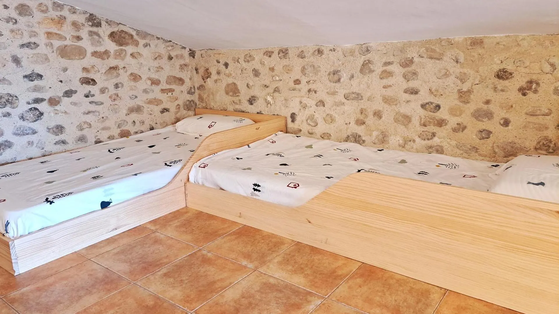 Masia Rustica Con Piscina En Torroella De Fluvia Дом отдыха