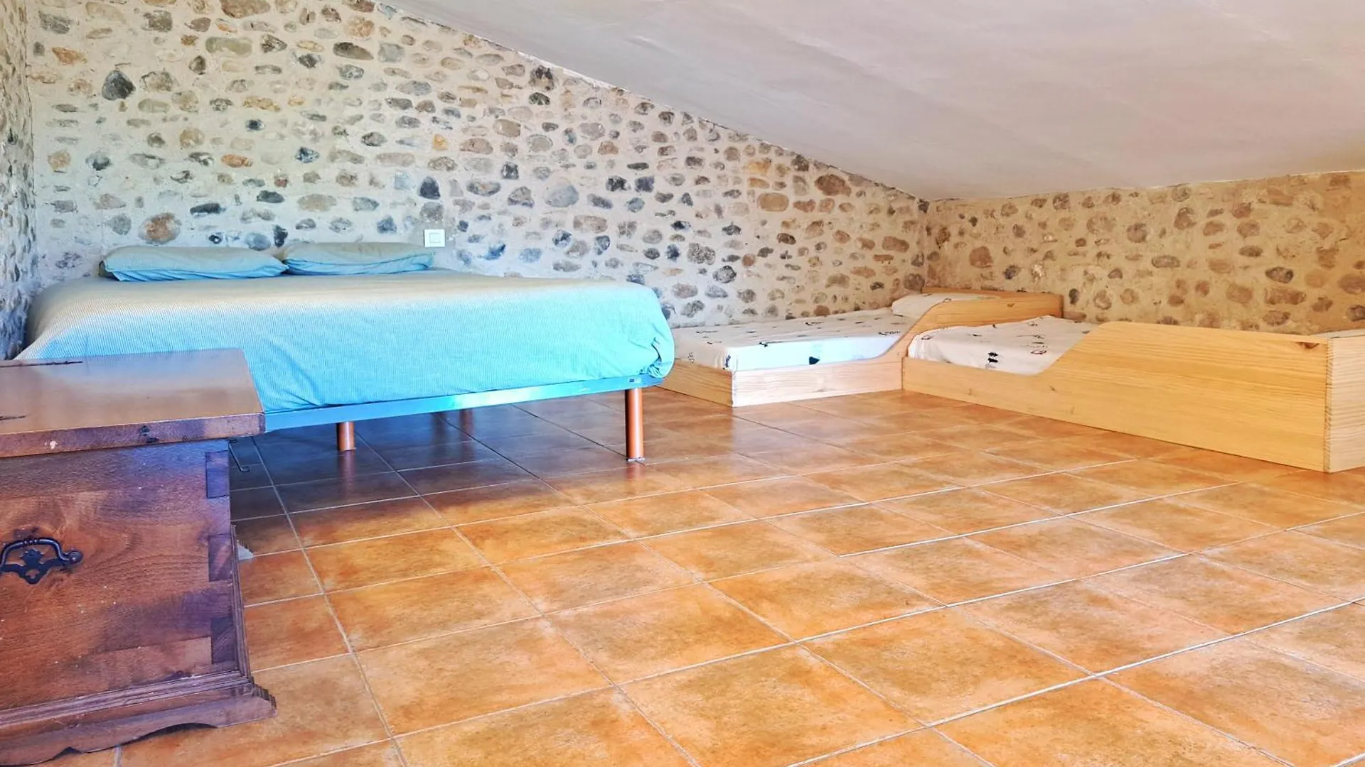 Masia Rustica Con Piscina En Torroella De Fluvia Испания