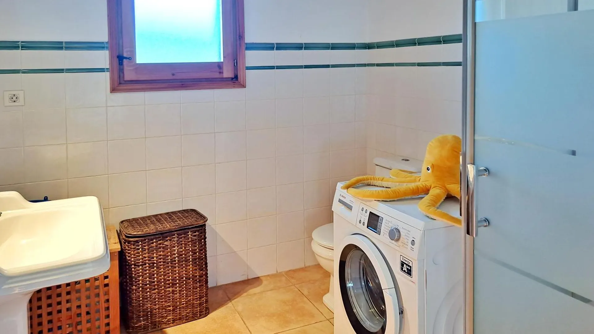 Masia Rustica Con Piscina En Torroella De Fluvia 0*,  Испания