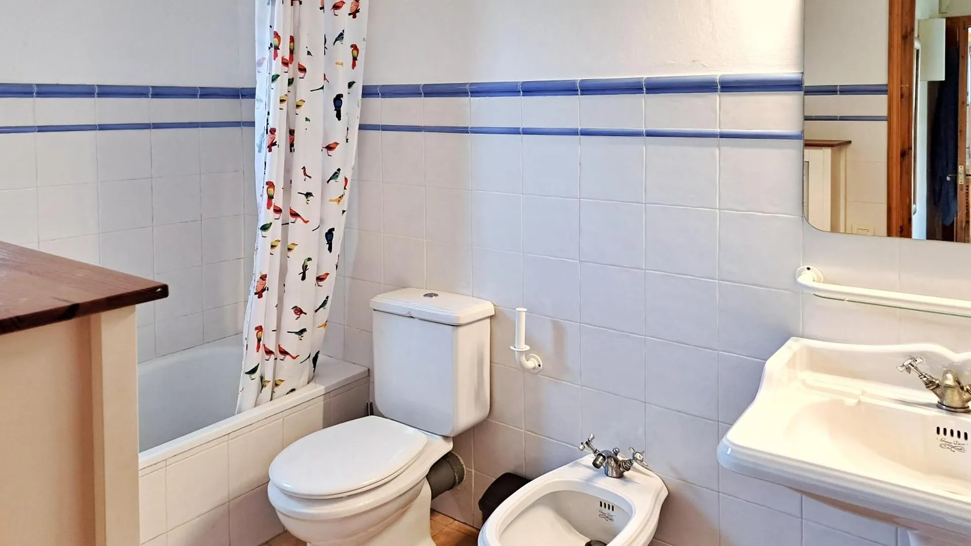 Дом отдыха Masia Rustica Con Piscina En Torroella De Fluvia